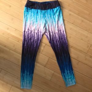 Lularoe OS Disney Ombré Castle Leggings